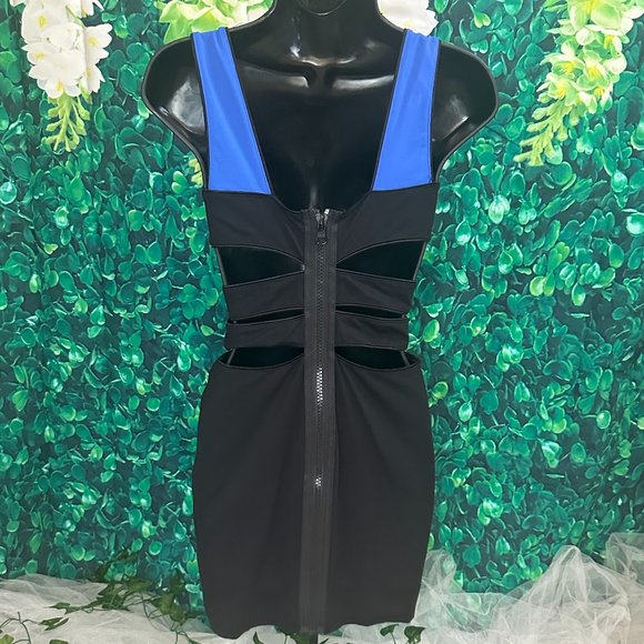 LIKE NEW - Bebe Addiction Cutout Colorblock Bodycon Mini Dress (Size XS) - Picture 3 of 4